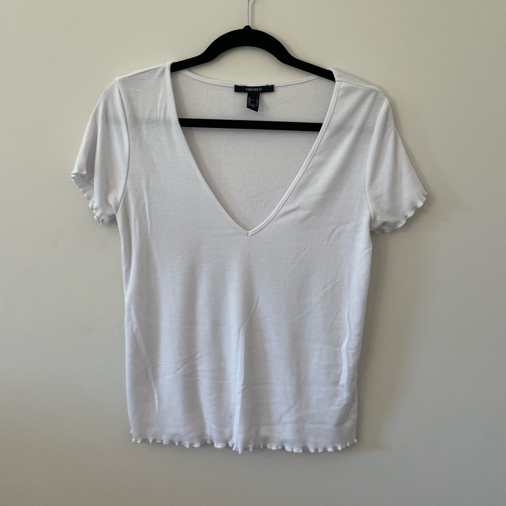 Forever 21 white shirt sleeve